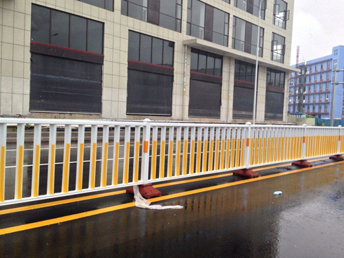 市政隔離柵 市政隔離柵